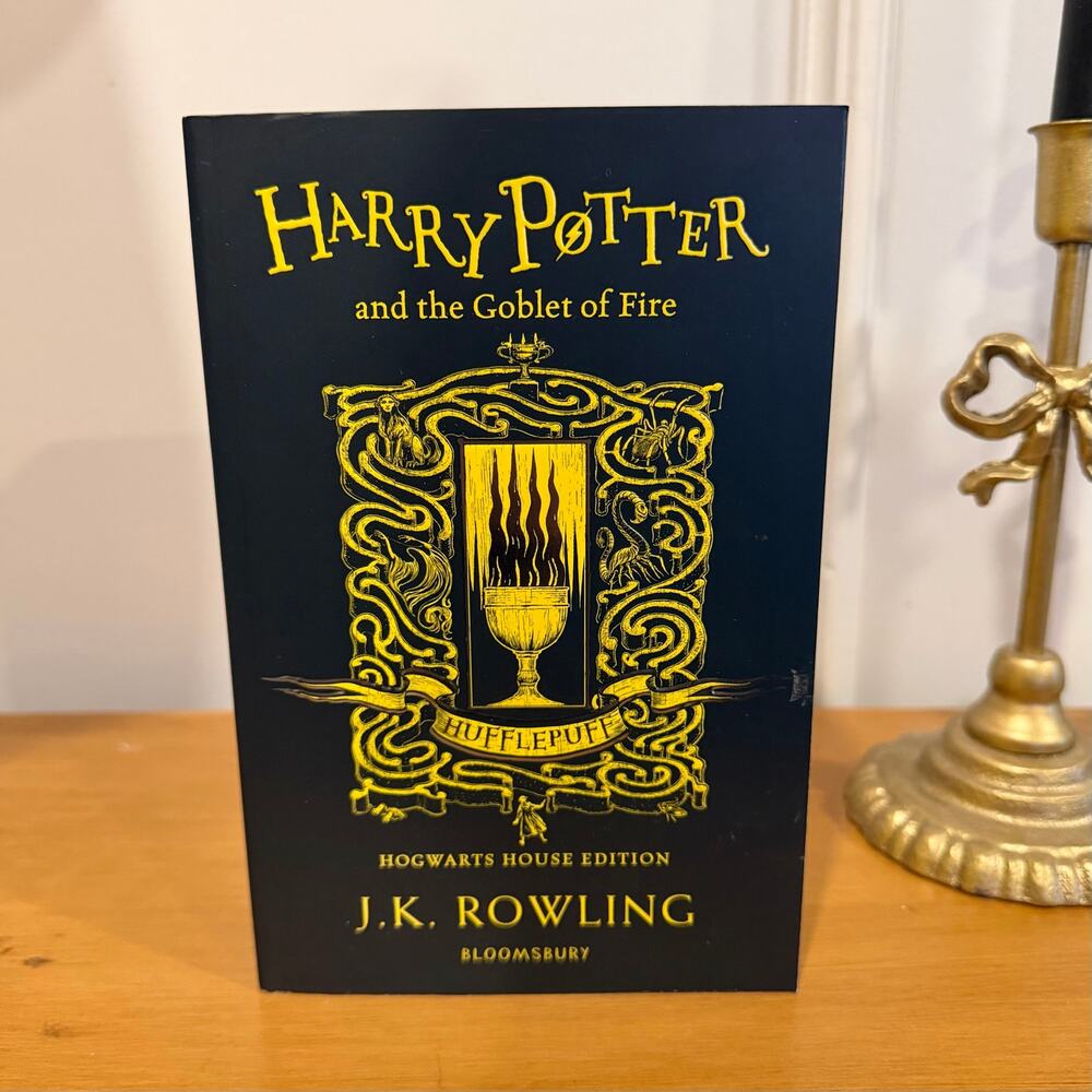 Harry Potter and the Goblet of Fire (Hogwarts House Edition – Hufflepuff)